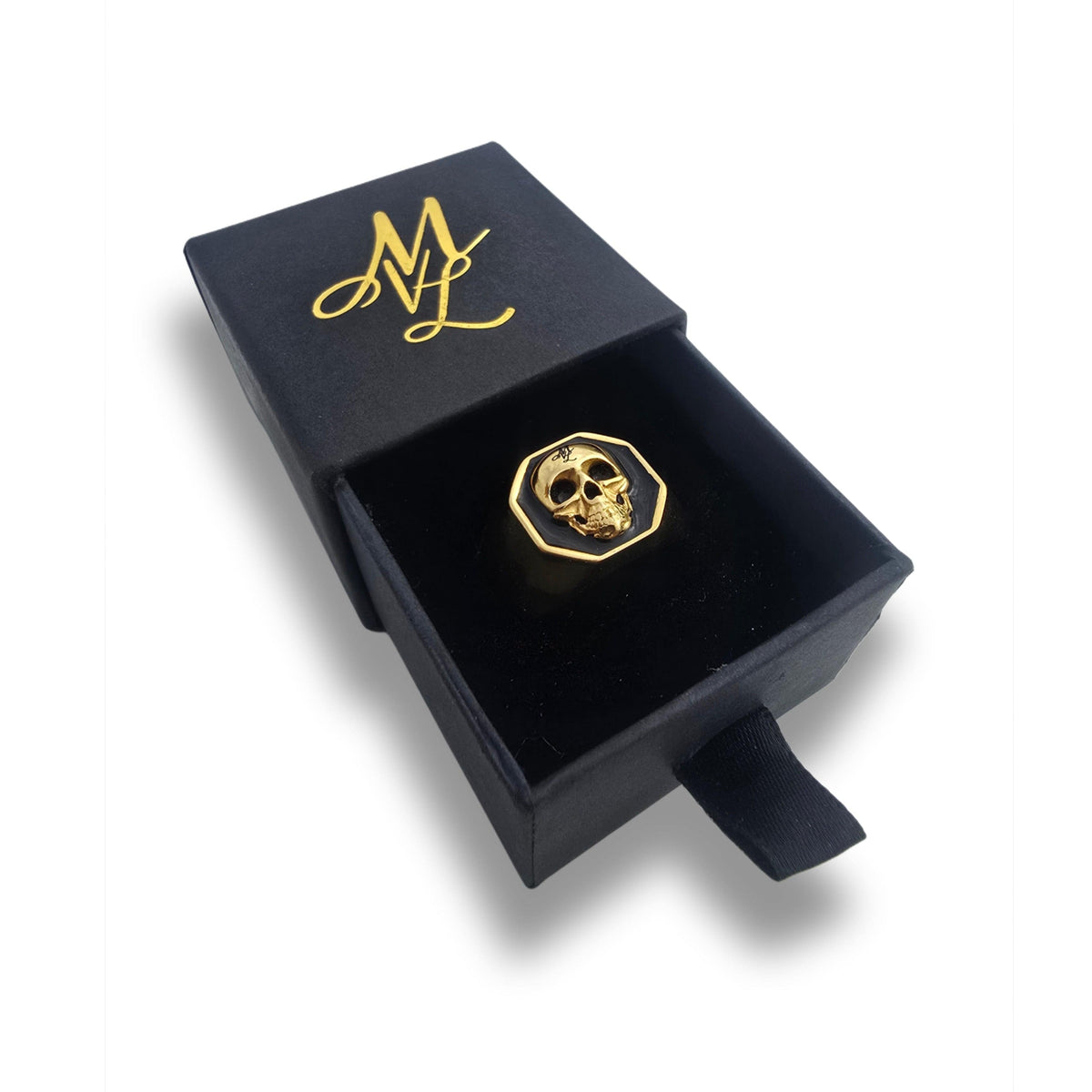 Anello MVL 3D Skull oro in scatola nera aperta con monogramma ML dorato